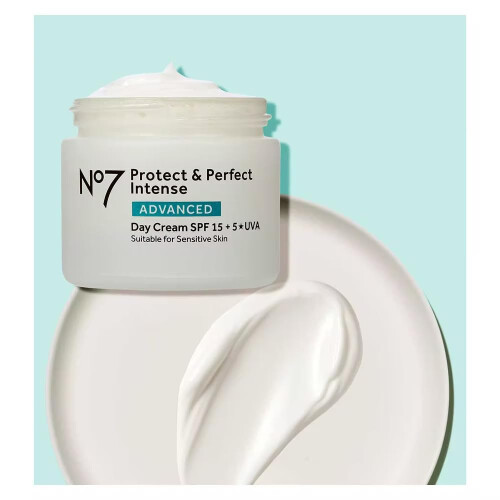 Boots No7 No7 Protect & Perfect Intense Advanced Day Cream 2