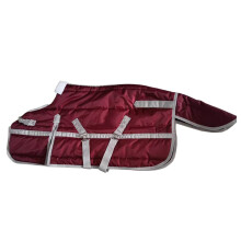 Red Medium Weight Turnout Rug for Horses 220g Filling Standard Neck with Tail Flap & Leg Strap 90cm/35inch