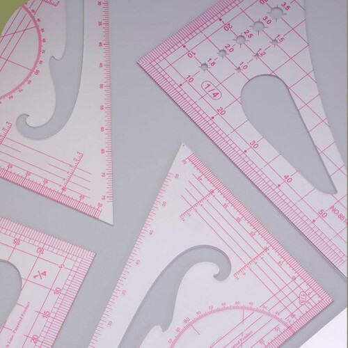 Multifunctional Plastic Quilt Ruler for Precision Cutting, Patchwork and Crafting, 12 Inch, Durable Design 1
