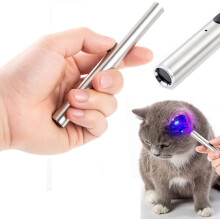 Portable Wooden Lamp for Cats, 365 nm Purple Light Ringworm Detector, Fungi Detection with Magnetic Back Cover and Buckle
