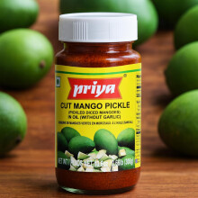 Priya Cut Mango Pickle – 300g | Authentic South Indian Taste | Spicy & Tangy Avakaya Achar