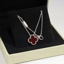 (White gold [red agate] necklace, CNC buckle version) High version 18k gold pendant, collarbone chain, four-leaf clover necklace, red chalcedony, white mother-of-pearl, natural purple electroplated