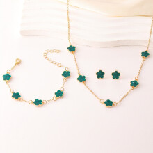 (Green three-piece set) Lucky Flower jewelry, five-leaf clover necklace, bracelet and stud 3-piece set