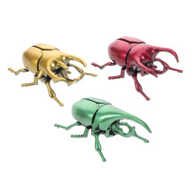 Mechanical Toy Insect Figures Set of 3, Plastic Wind-Up Halloween Decorations for Boys and Girls, Assorted Colors