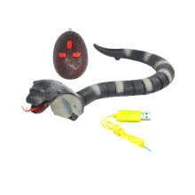 RC Snake Toy - Electric Realistic Snake Creeper with Flexible Joints and Retractable Tongue, Black Color Pet Game
