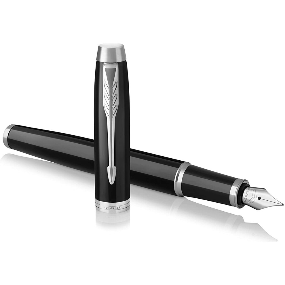 Parker Im Fountain Pen | Lacquer With Chrome Trim | Medium Nib With Ink Refill | Gift Box Black/Blue