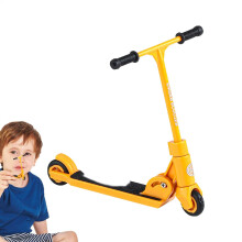Minis Scooter for Children, Interactive Yellow Finger Toy Scooter, Miniature Skateboard, Compact Finger Sports Toy