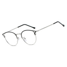 Vielseitige Sonnenlicht-Filterbrille mit photochromatischer Linse für digitale Nutzung