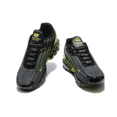(EUR44) Air Max Plus TN 3 balck green 2