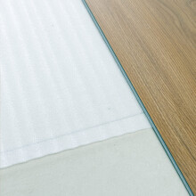 Laminate Underlay 2mm Thick for Sound Insulation, Acoustic Aluminium Vapour Brake, Compatible with Laminate and Parquet, 1x25m
