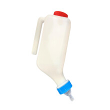 Sheep Nursing Bottle with Teat 800 ml, 14 cm Long-Lasting Durable Plastic, Ideal for Lambs and Goat Kids