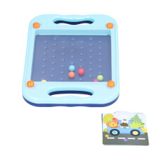 Plastikperlen Puzzle Board Handgehaltene Balanceball-Maze für Kinder Blau