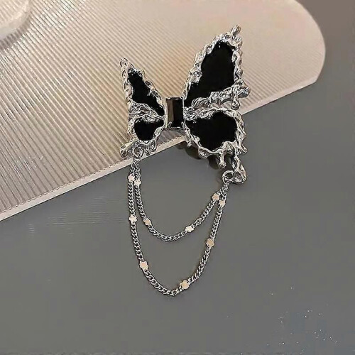 Spilla con catena a farfalla nera, stile punk, accessorio per abbigliamento, spilla per giacca. 1
