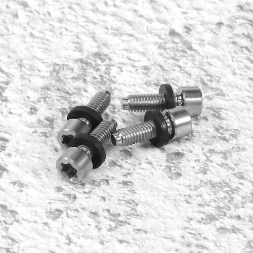 4 kpl sovitinruuvit Taylormade Golf M1 M2 M3 M4 M5 SIM Adapter Sleeve Golf -tarvikkeille 2