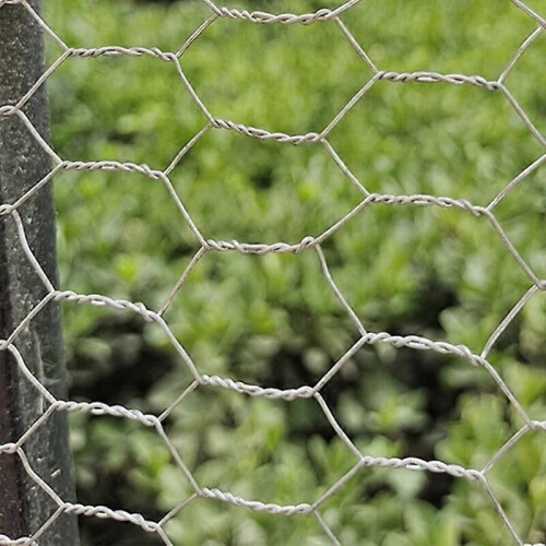 (13)Scratch Resistant Animal Fence Net Durable Galvanized Hexagonal Wire Mesh Fence 2