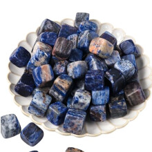 Natural Crystal Raw Block 100g for Aromatherapy and Aquarium Decoration, Blue Texture, Size 1.5-2cm
