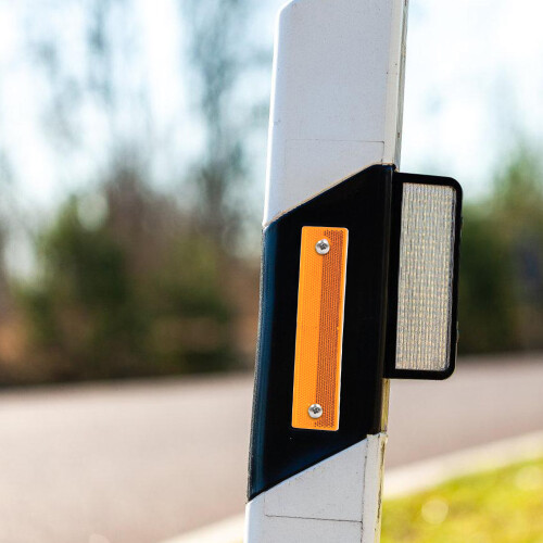 2 Pcs Reflective Marker Guardrail Reflector Sign 2