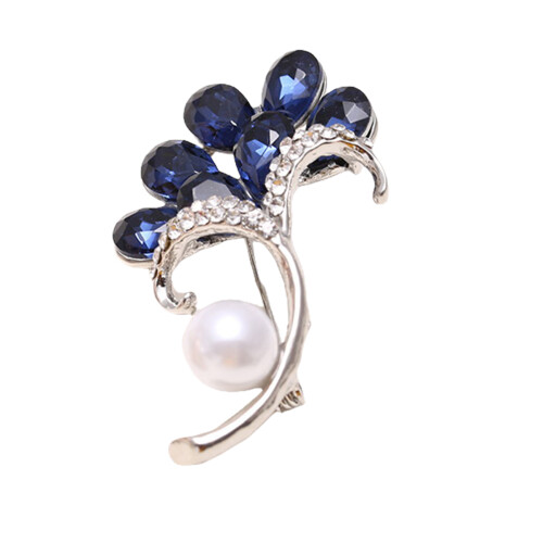 Crystal Brooch Durable Accent Clothing Accessory