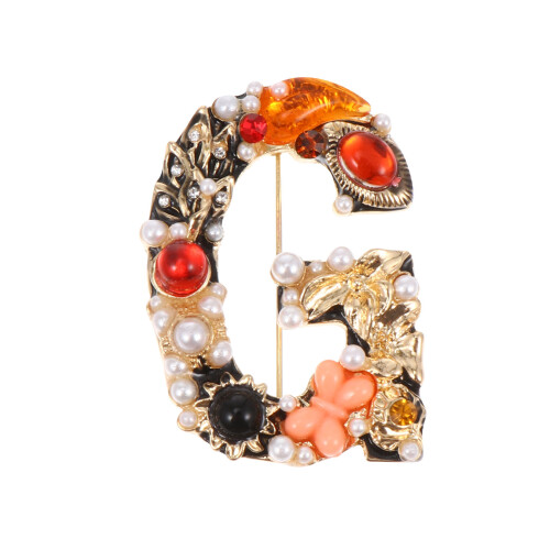 Unique Decoration Letter Brooch Pin Lightweight Man