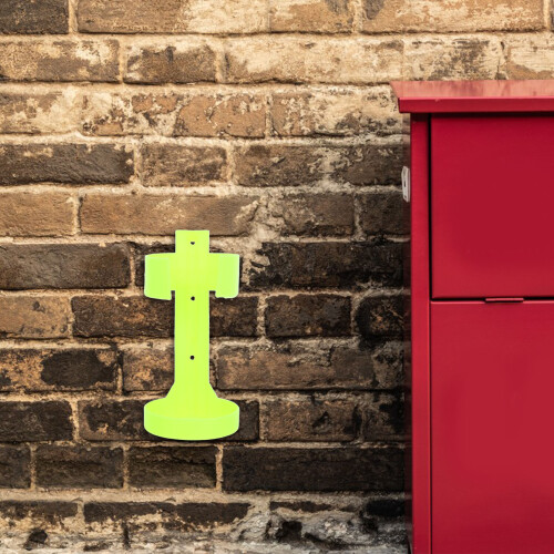 Raindrops  Wall-Mounted Fire Extinguisher Equipment Fixed Rack 2