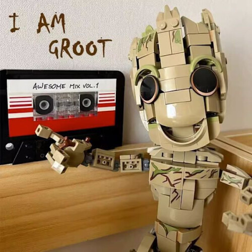 Giocattoli e bambini costruibili in My Name is Groot 1