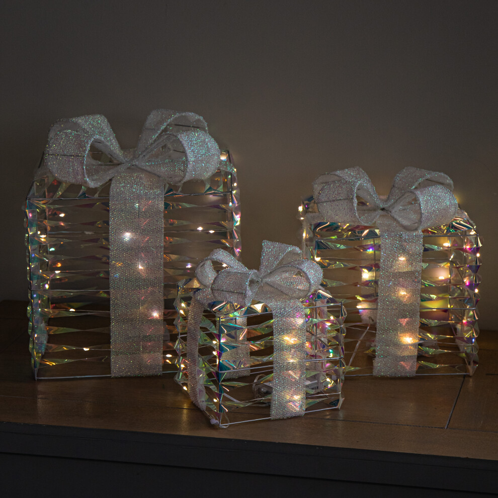 Festive 30Cm Set Of 3 Battery Operated Light Up Star Shimmer Christmas Parcels With 90 Warm White Leds