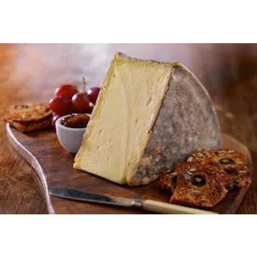 Gorwydd Caerphilly Quarter Wheel approx 1kg 1