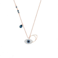 (Rose gold devil necklace) Devil's Eye Lucky Palm Horseshoe Necklace for Women, Swarovski Element Crystal Collarbone chain for women.