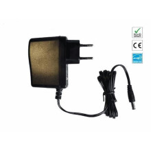 Laturi 9V - Hitachi - PDV-302 - Litiumioni - Musta - Verkkosovitin