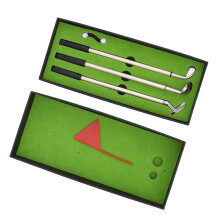 Mini-Desktop-Golfspielbox Grün Abschlagbahn mit Stiften, Golfbällen & Fahne