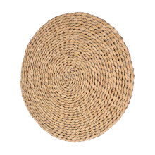 Lot de 4 coussins d'assise en paille tressée marron pour une utilisation intérieure confortable.