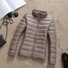 (xL-Khaki) 90% Piumino sottile ultraleggero taglie forti da donna 2025 Autunno Inverno Slim Corto con