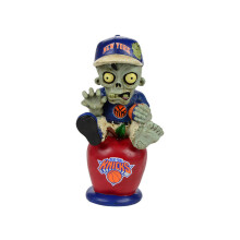 FOCO New York Knicks seduto sul logo Zombie