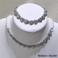 (set 2) 2025 New Trend Pearl Necklace Wedding Fine Heart Angelic Jewelry Set Original Heart Collection Charm For Women Earrings Bracelet Necklace Ring