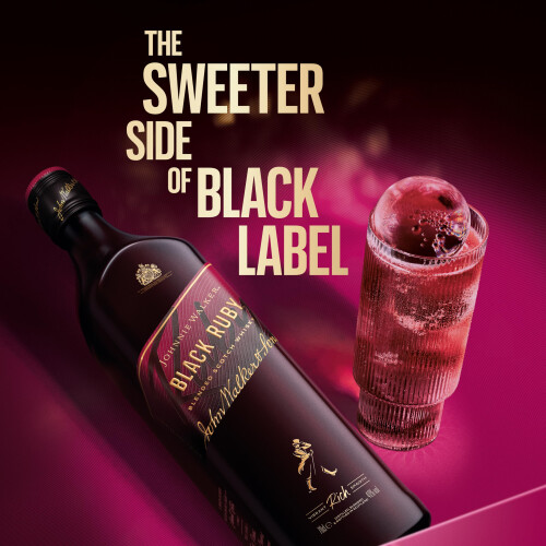 Johnnie Walker Johnnie Walker Black Ruby Blended Scotch Whisky 40 70cl Vibrant Rich 1