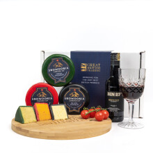 snowdonia cheese and port hamper x3 cheeses gift birthdays + christmas