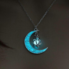 Moon Glowing Necklace Women Versatile Personality Necklace Fashion Luminous