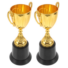 2 Mini Gouden Trofeeën Met Vierkante Voet – Voor Sport En