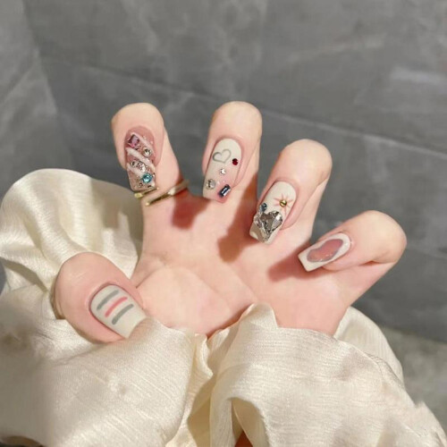 Milky White Graffiti False Nails Bright Colors No Color Fading False Nails 1