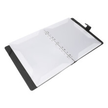 Carpeta para partituras A4, con tres anillas, acabado negro tipo piano, universal para uso en banda y coro.