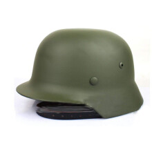 WW2 German M35 Steel Helmet with Leather Liner for CS Games, WWII Military Replica, Green Color, Authentic Design