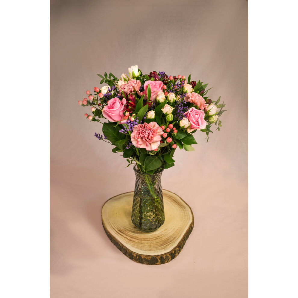 Pretty Pinks Letterbox flowers-image-OPC-PKDKPWP-NEW