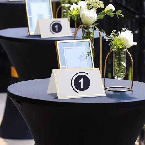 200pcs Folded Table Place Cards Name Cards for Wedding 2