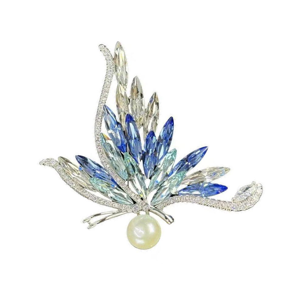 Exquisite Crystal Butterfly Brooch Clothing Accessories for