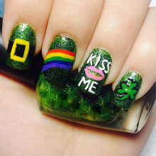 24x Saint Patricks Day Press On Nail Rainbow Lip Print False