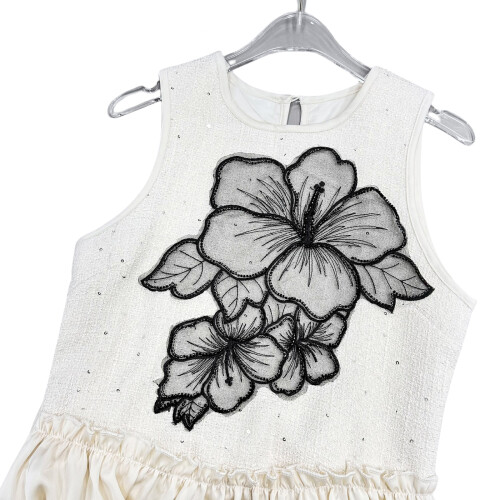 Eye-Catching Oversized Flower Applique for Clothes Hat Sewing 1