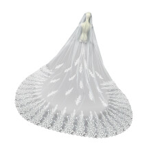 Luxurious Bridal Veil with Hair Comb for Classical Bride Wedding
