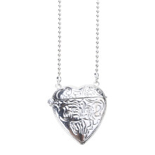 Elegant Heart Shaped Photo Locket with Chain Multifuntional