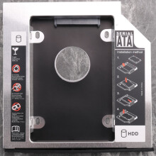 Udskiftning af harddiskbakke til 2. harddisk, SSD