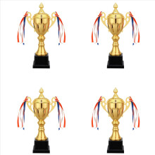 11palcový zlatý trofejní pohár pro sport